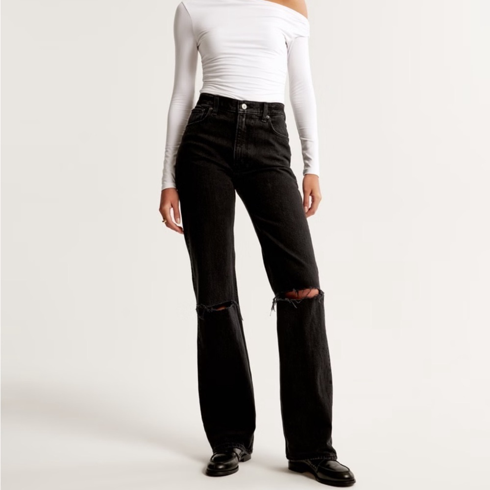 Abercrombie & Fitch The 90s Straight Ultra High Rise Jeans